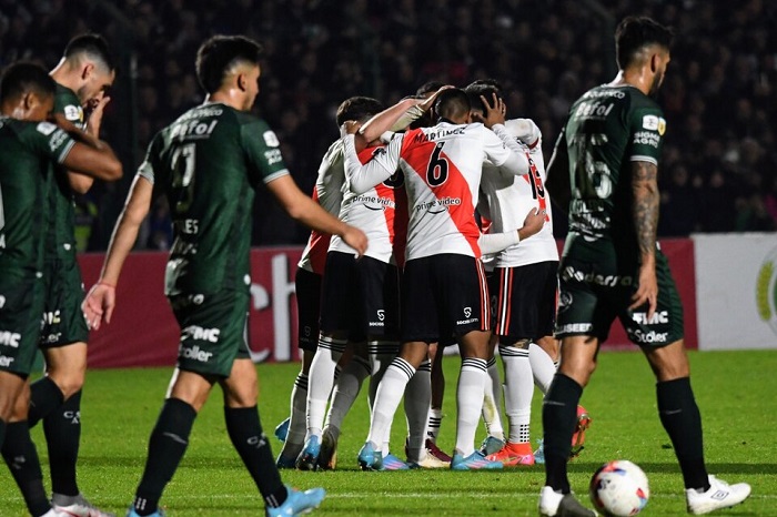 Photo of Copa de la Liga Profesional: Tremenda goleada de River ante Sarmiento