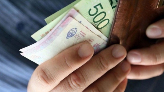 Photo of Se profundiza la caída de los salarios de los trabajadores ante la inflación