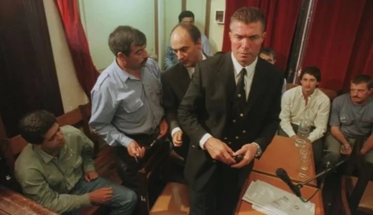 Photo of La llamativa ausencia en la serie del crimen de Cabezas de Netflix