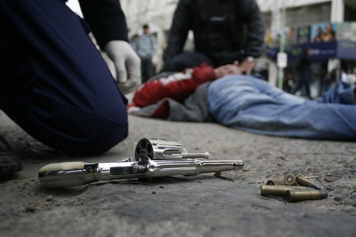 Photo of Encuesta de la UNSaM: 6 de cada 10 personas no confía en la policía