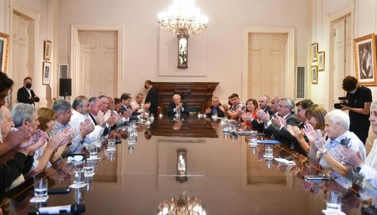 Photo of El Gobierno convocará en agosto al consejo del salario mínimo