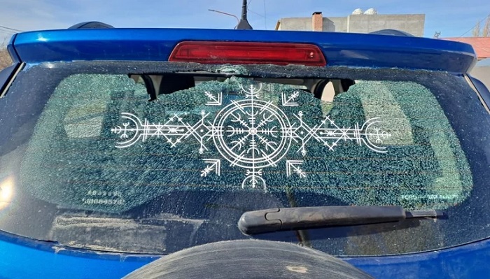 Photo of Dispararon al auto de una concejala en una marcha por Cristina Kirchner