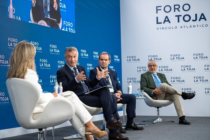 Photo of La insólita frase de Macri sobre las prácticas swinger en un foro en España
