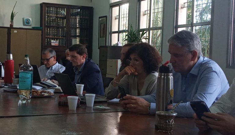 Photo of Docentes nucleados en el FTEL evaluarán la propuesta del Gobierno provincial