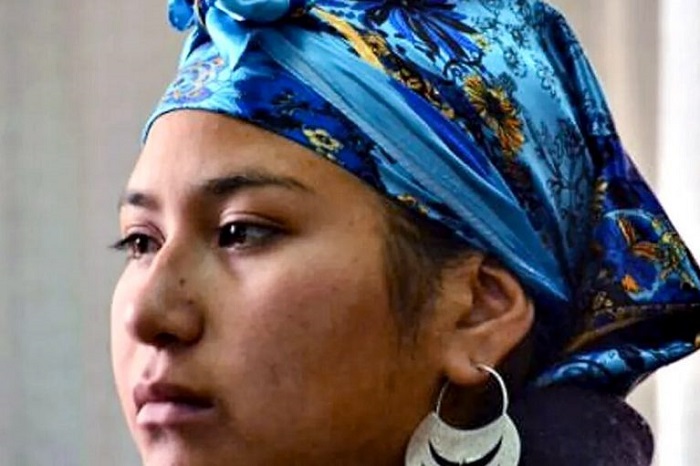Photo of Quién es la machi Betiana Colhuan Nahuel, mujer medicina del pueblo mapuche reprimida por el Estado