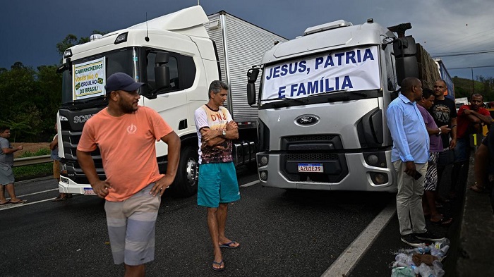 Photo of Tensión poselectoral en Brasil: Rutas cortadas, órdenes incumplidas y silencio oficial