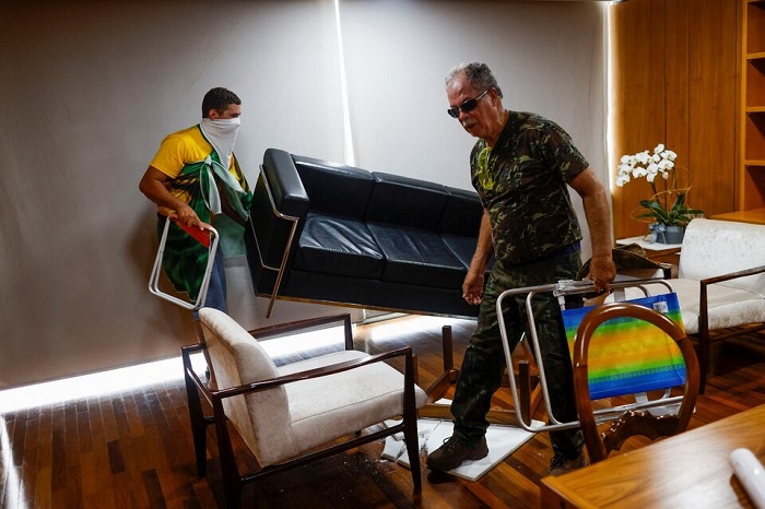 Photo of Brasil: El ADN de la turba golpista
