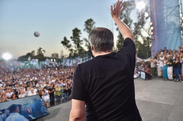 Photo of Acto por Cristina Fernández en Avellaneda: el plenario de la militancia contra la proscripción