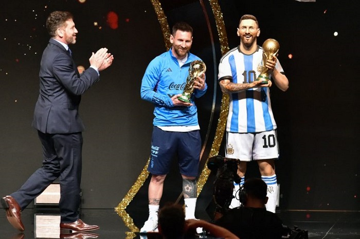 Photo of Messi ya tiene su estatua en la Conmebol