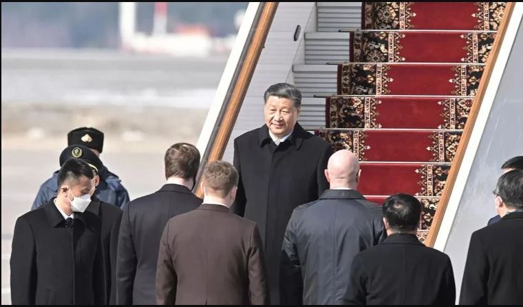 Xi Jinping llegó a Rusia en su primera visita desde el inicio de la guerra en Ucrania