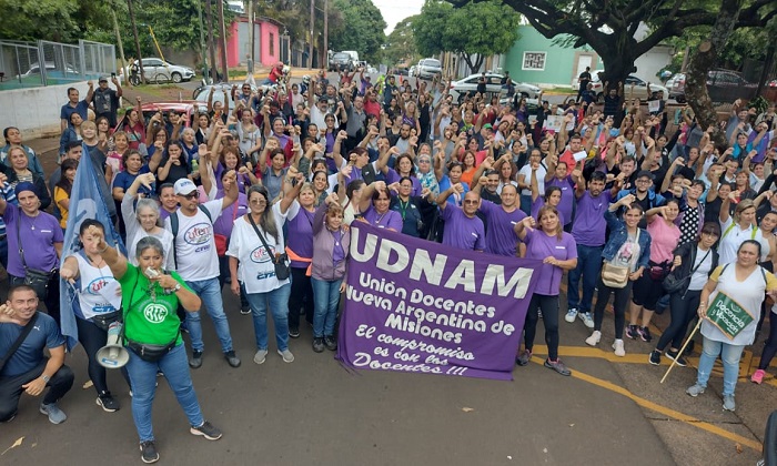Photo of Así se vivió el paro docente en Misiones esta semana