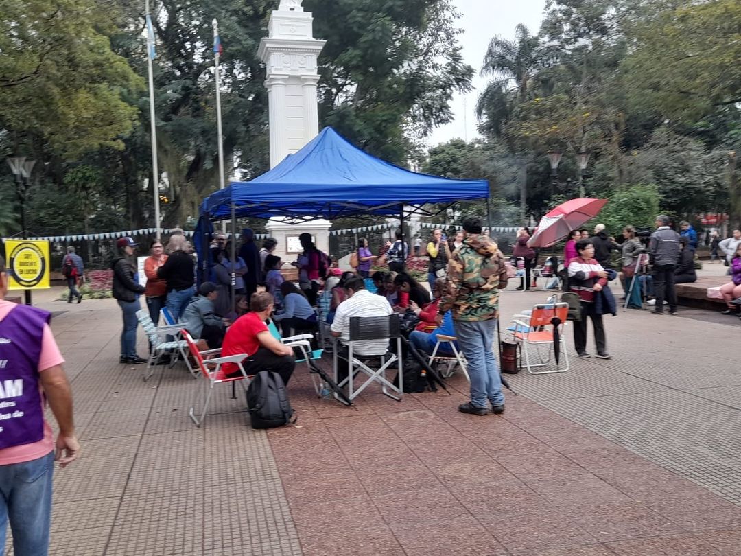 Photo of Mesa de diálogo docente: los gremios oficialistas “siempre firman lo que ofrece el Gobierno”