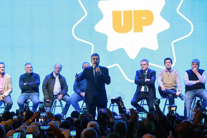 Photo of Massa prometió «suma fija» para los salarios más bajos en la CGT y en Rosario «un plan con Gendarmería»