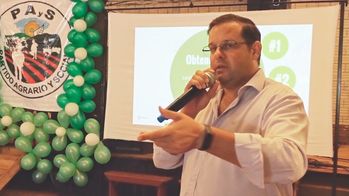 Photo of El Diputado Castro solicitó mejorar ruta 4 y acceso al agua en Bernardo de Irigoyen