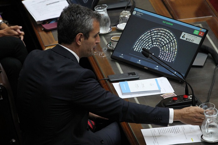Photo of Víctor Hugo Morales: “Hay 91 diputados dispuestos a vender a la madre (Patria)”