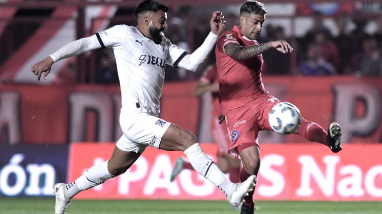 Photo of Un duelo que promete: Independiente va por la recuperación frente a Argentinos