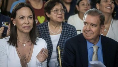 Photo of Edmundo González abraza el plan motosierra de María Corina