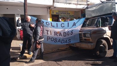 Photo of Cuarto día de acampe en Jefatura y contra las falsas noticias