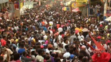 Photo of Haití: El carnaval resiste a la violencia y a la crisis política como un acto de memoria y denuncia