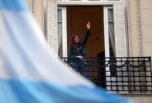 Photo of Banderas en tu corazón: la resistencia en San José 1111 a un año del encierro de Cristina