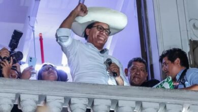 Photo of Roberto Sánchez lidera escrutinio en Perú con 97.9% de actas contabilizadas