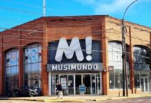 Photo of La usura digital y la precarización del salario: radiografía del endeudamiento familiar en Misiones