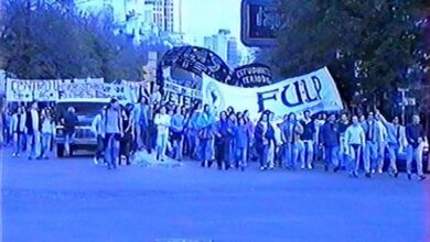 Photo of ​“Éramos tan flacos”, militancia, memoria y espionaje policial en los años 90  