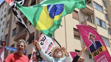 Photo of Lula lidera masiva marcha en São Paulo en el cierre de su campaña presidencial