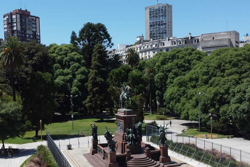 ​Bajo nuestros pies, en Retiro: el mercado de esclavos que la Plaza San Martín olvidó 